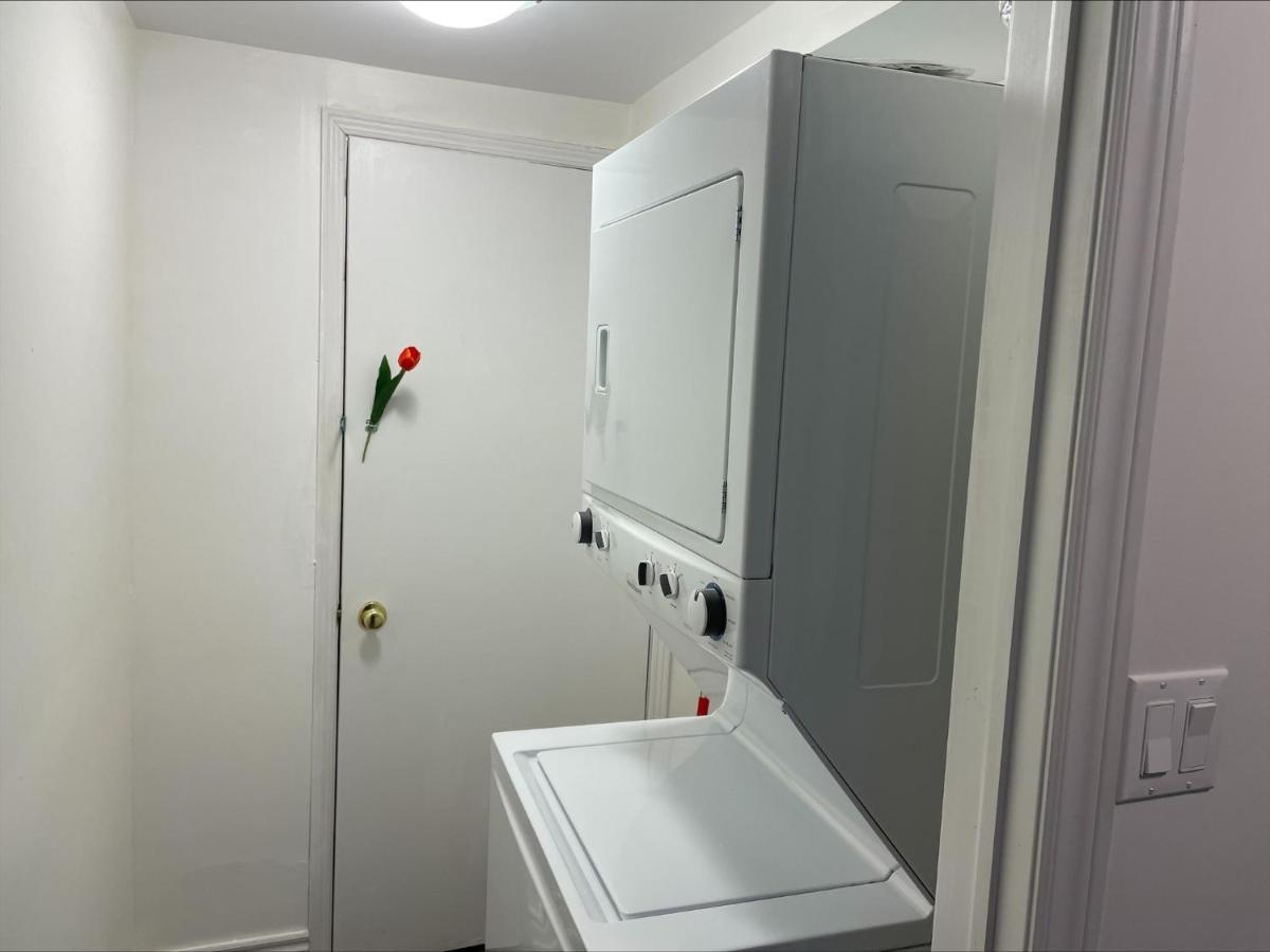 Btn Family-Style Bustling Area Self-Check-In So Fast Fiber Net Free Parking Apartamento Toronto Exterior foto