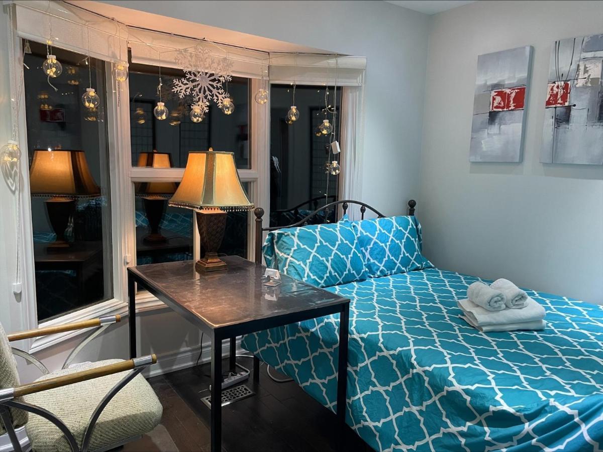Btn Family-Style Bustling Area Self-Check-In So Fast Fiber Net Free Parking Apartamento Toronto Exterior foto